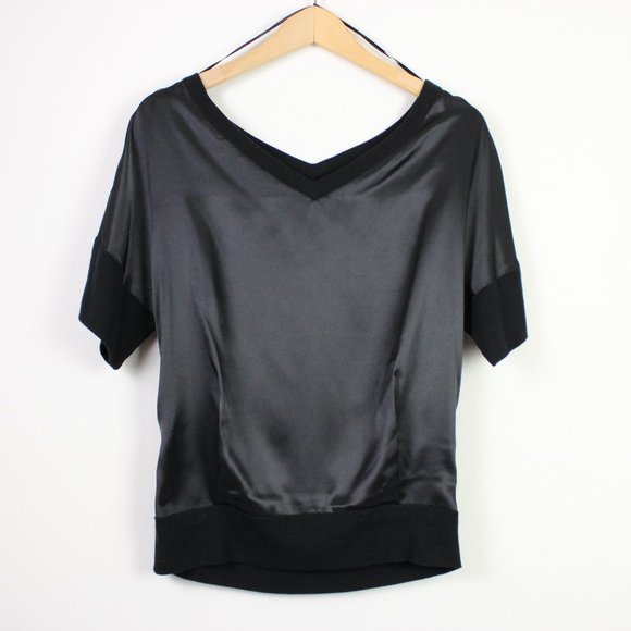 H&M Black Short Sleeve V-neck Contrast Satin Blouse - Picture 12 of 13
